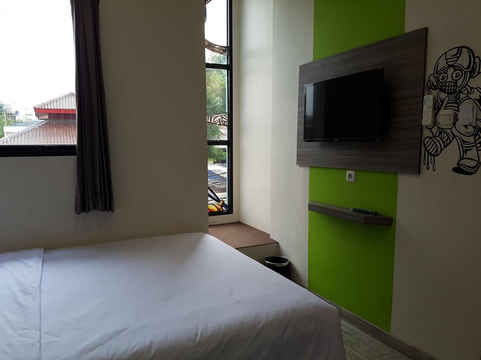 Bold Hotel Jakarta Ngoại thất bức ảnh